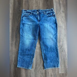 Silver Jeans Suki Capri.  Women’s size 22.  Very cute jeans with great stretch!